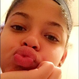 Meet your Posher, Ericia